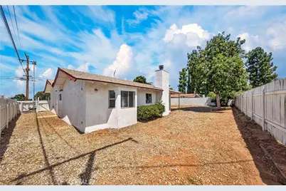 13555 3rd, Yucaipa, CA 92399 - Photo 24