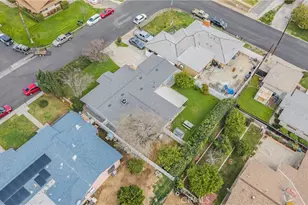 25583 Niles, San Bernardino, CA 92404 - Photo 32