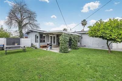 25583 Niles, San Bernardino, CA 92404 - Photo 26