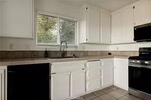 30906 Live Oak, Running Springs, CA 92382 - Photo 10