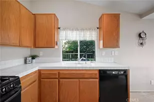 26693 Spotted Pony Dr, Corona, CA 92883 - Photo 10