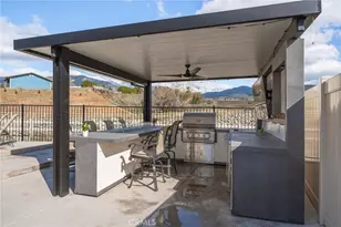34972 S Serrano Sq, Yucaipa, CA 92399 - Photo 42