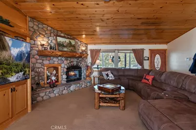 42545 Pegasus, Big Bear Lake, CA 92315 - Photo 10