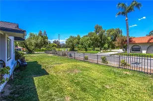 3095 Pepper Tree Ln, San Bernardino, CA 92404 - Photo 20