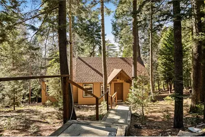 954 Crest Estates, Lake Arrowhead, CA 92352 - Photo 1