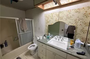 929 E Foothill, Upland, CA 91786 - Photo 14