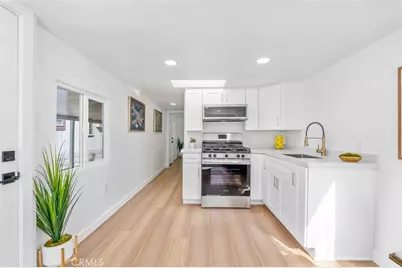 26135 Baseline #18, Highland, CA 92346 - Photo 4