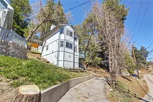 31920 Pine Cone Dr, Running Springs, CA 92382 - Photo 4