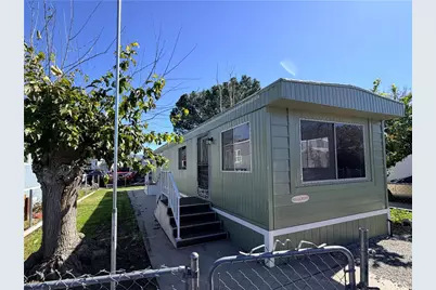 26063 Baseline St, San Bernardino, CA 92410 - Photo 4