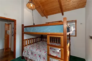 33874 Green Valley Lake Rd, Green Valley Lake, CA 92341 - Photo 28