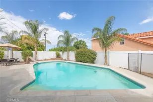 2102 Beatrice Dr, Corona, CA 92879 - Photo 10