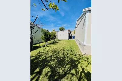 17400 Valley Blvd #66, Fontana, CA 92335 - Photo 26