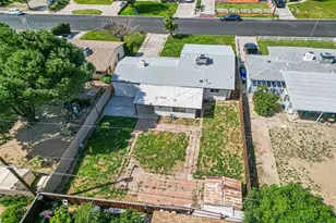 6821 Elmwood, San Bernardino, CA 92404 - Photo 4