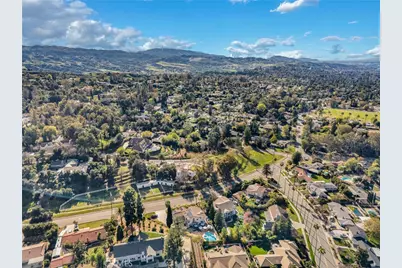 1617 Garden, Redlands, CA 92373 - Photo 70