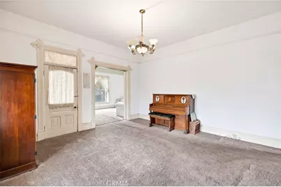 306 W 6th Street, Perris, CA 92570 - Photo 14