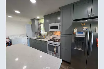 718 Sycamore Avenue #19, Vista, CA 92083 - Photo 6