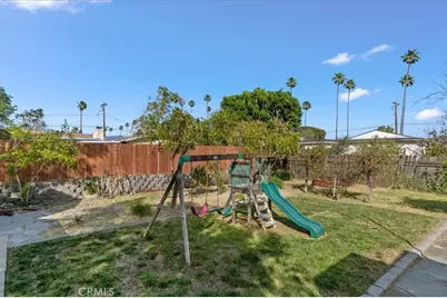 16470 Upland, Fontana, CA 92335 - Photo 32