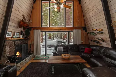 764 Crestwood, Big Bear Lake, CA 92315 - Photo 10