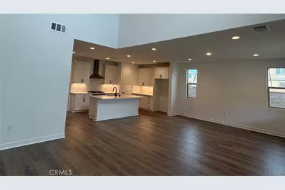 3805 Leafgreen Road, Corona, CA 92883 - Photo 2