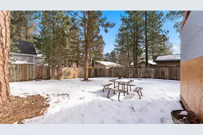 573 Spruce, Sugarloaf, CA 92386 - Photo 26