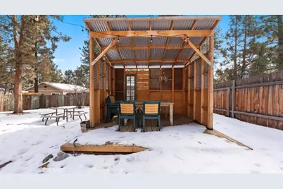 573 Spruce, Sugarloaf, CA 92386 - Photo 30