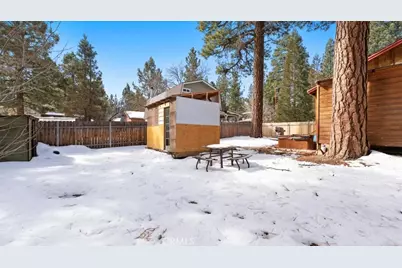 573 Spruce, Sugarloaf, CA 92386 - Photo 26