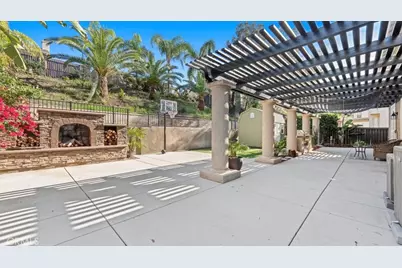 3735 Hilgard, Corona, CA 92882 - Photo 20