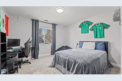 3735 Hilgard, Corona, CA 92882 - Photo 14