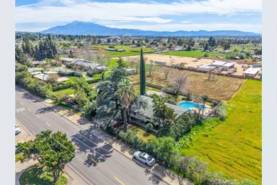 38535 Vineland, Cherry Valley, CA 92223 - Photo 2