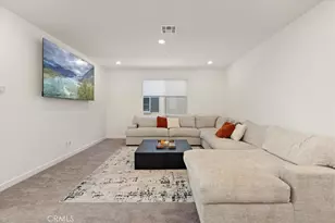 16728 Grapefruit Ln, Fontana, CA 92336 - Photo 24