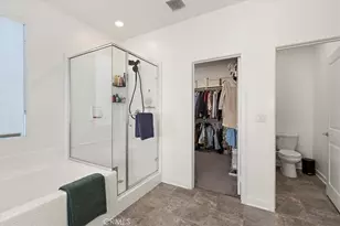 16728 Grapefruit Ln, Fontana, CA 92336 - Photo 30