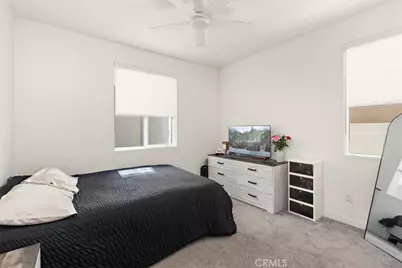 16728 Grapefruit Lane, Fontana, CA 92336 - Photo 18