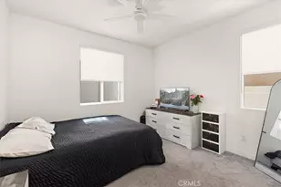 16728 Grapefruit Ln, Fontana, CA 92336 - Photo 18