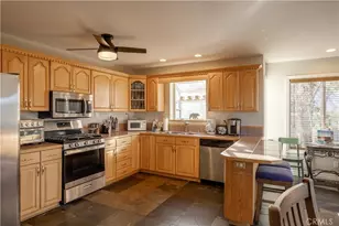 852 Cameron, Big Bear Lake, CA 92315 - Photo 6