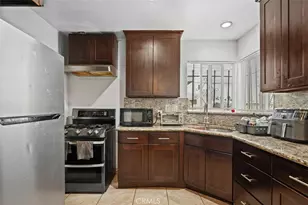 9819 S S Normandie, Los Angeles, CA 90044 - Photo 14