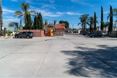 8836 Sierra, Fontana, CA 92335 - Photo 36