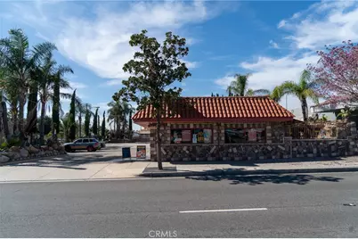 8836 Sierra, Fontana, CA 92335 - Photo 32