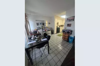 17901 Pollard, Huntington Beach, CA 92647 - Photo 4