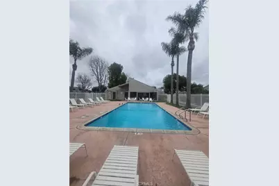 17901 Pollard, Huntington Beach, CA 92647 - Photo 14