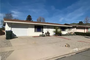 11884 4th, Yucaipa, CA 92399 - Photo 2