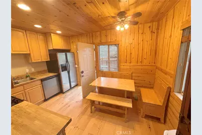 33308 Iris Drive, Green Valley Lake, CA 92341 - Photo 6