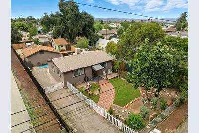 35263 Beech, Yucaipa, CA 92399 - Photo 4