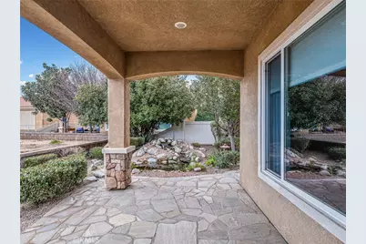 19420 Verbena Street, Apple Valley, CA 92308 - Photo 32