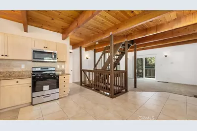 33283 Holcomb Creek, Green Valley Lake, CA 92341 - Photo 16