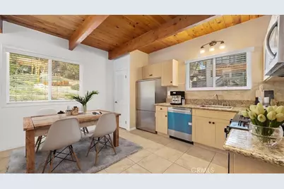 33283 Holcomb Creek, Green Valley Lake, CA 92341 - Photo 8