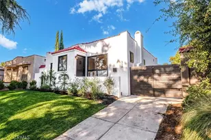312 N Bronson Ave, Los Angeles, CA 90004 - Photo 2
