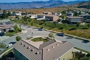 31801 Oak Wood Cir, Yucaipa, CA 92399 - Photo 4