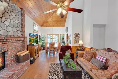 615 San Benito, Lake Arrowhead, CA 92352 - Photo 2