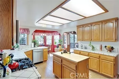 615 San Benito, Lake Arrowhead, CA 92352 - Photo 6