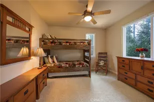 173 Grizzly Rd, Lake Arrowhead, CA 92352 - Photo 36